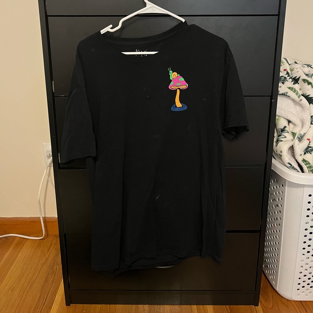 ALab zumiez t shirt
